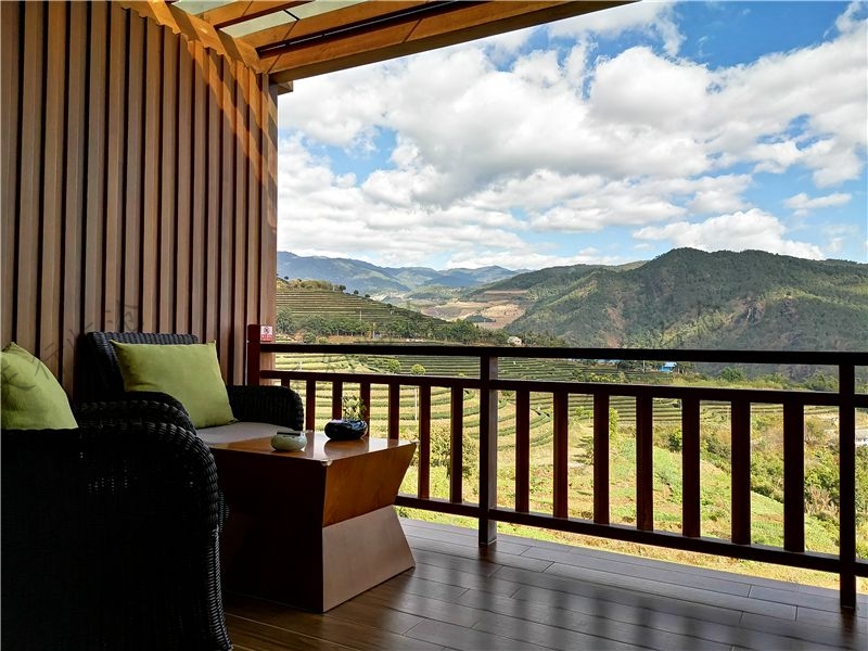 臨滄雙江云頂筑巢茶莊園